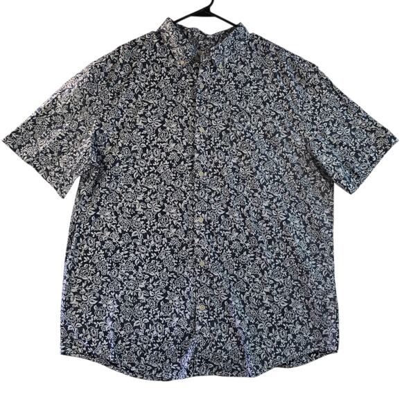 St. John's Bay Mens Blue/White Short Sleeve Button Up Size XL - Picture 1 of 9